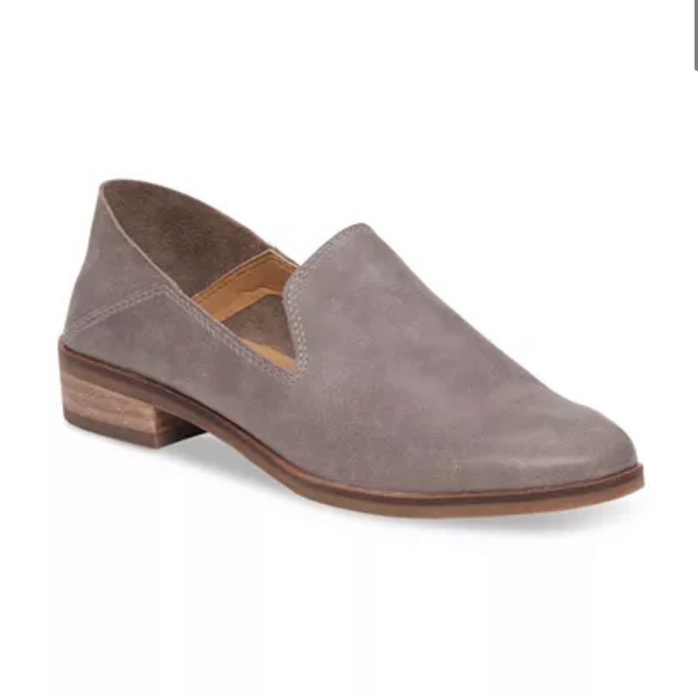 Lucky Brand Cahill Crashback Flats size 6